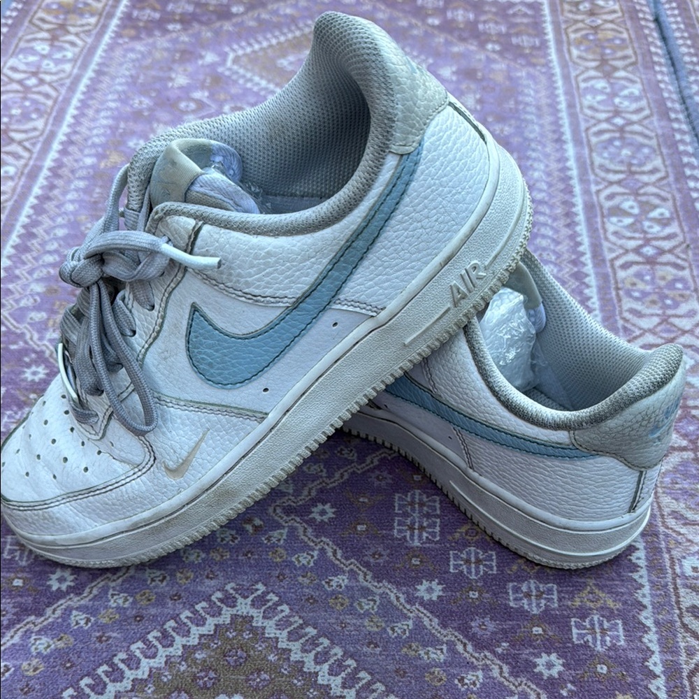 Nike White and Blue Sneakers Classic Design
